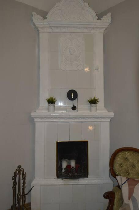 Unique Spacious Classic 3 Bedroom Midtown Apartment ! Billiard Room ! Riga Exterior foto